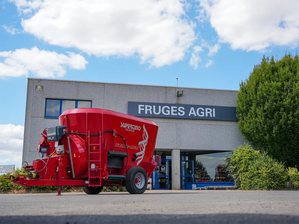 melangeuse supertino vue de cote devant la facade fruges agri